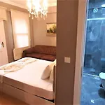 Hotel Valide-maide