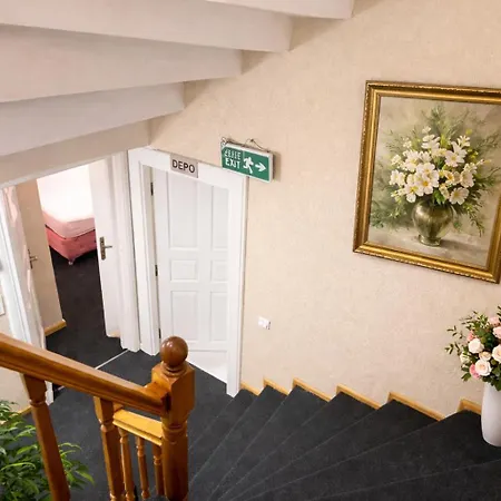 Hotel Valide-maide