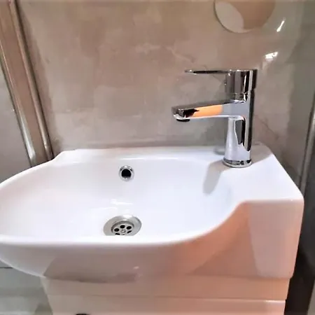Otel Valide-maide